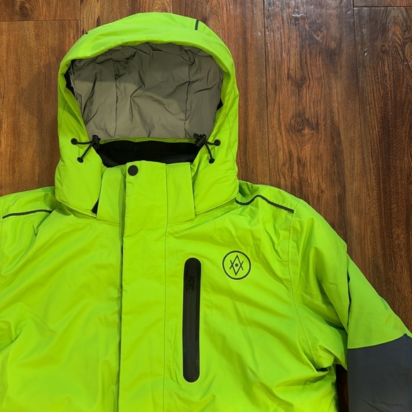 Very warm parka with removable puffy vest - Picture 2 of 9